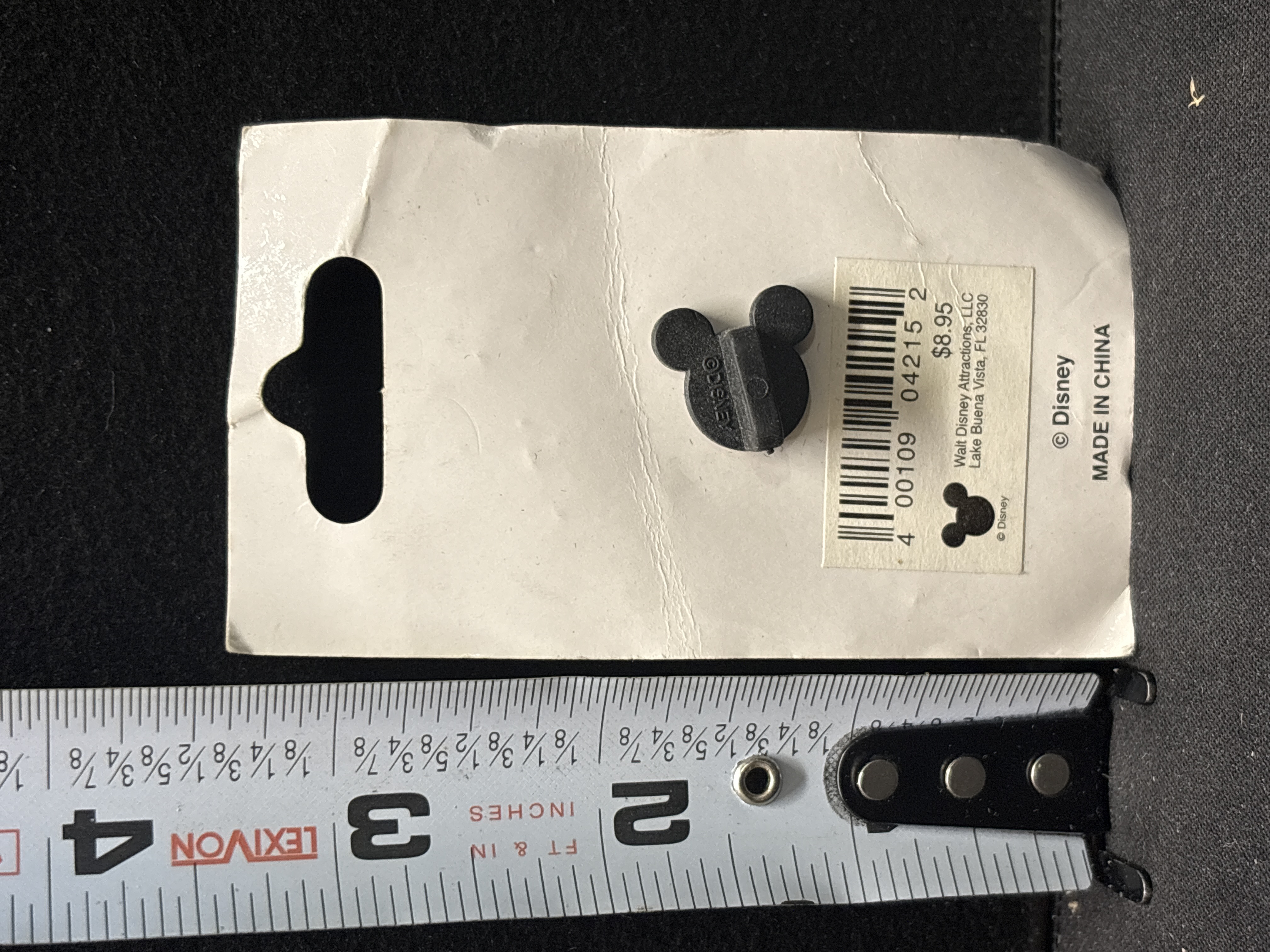 LOT 2026-682 — Épinglette Disney de collection représentant Mickey Mouse avec le chiffre « 50… — photo 2