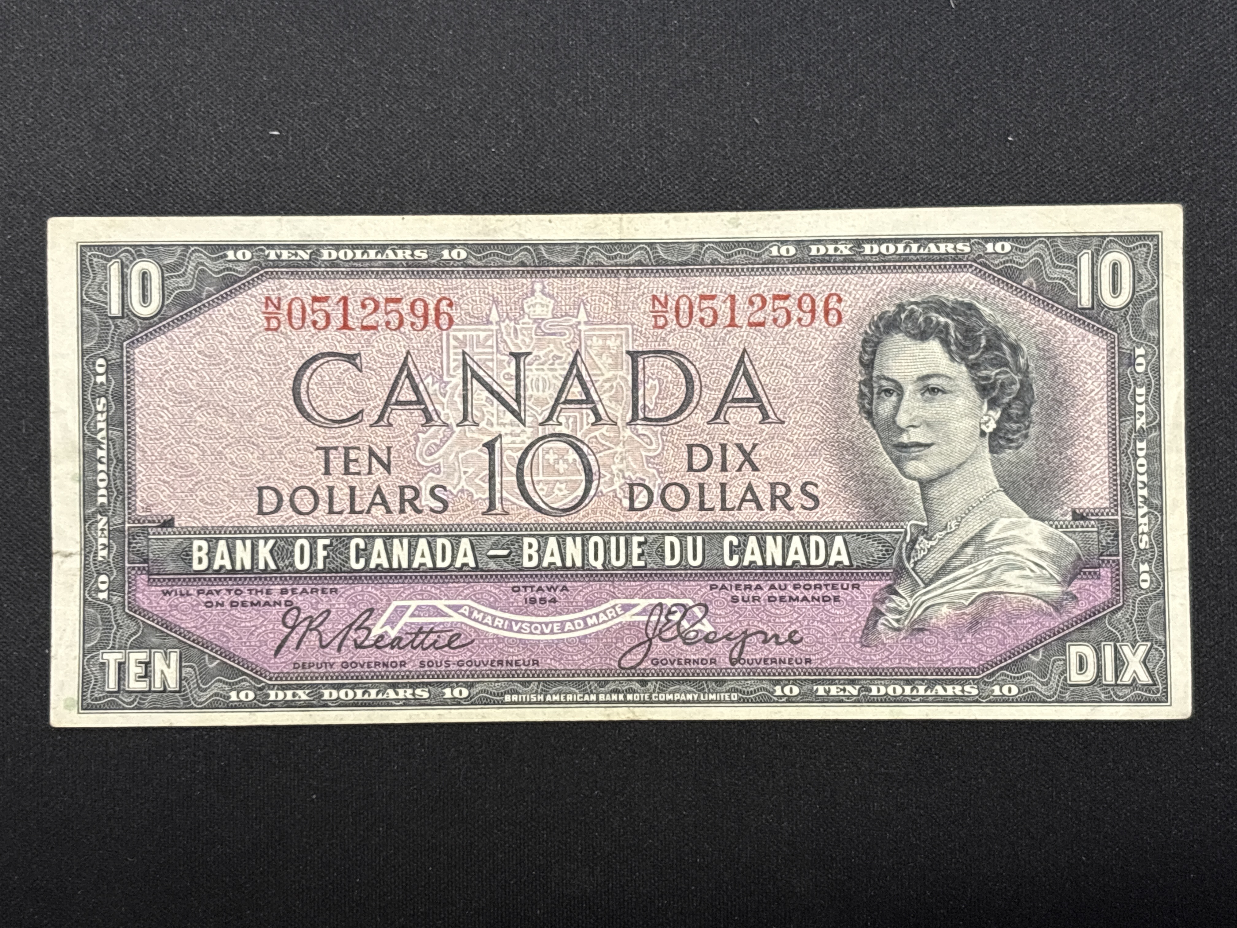 LOT 2026-790 — Billet canadien de 10 dollars de 1954, émis par la Banque du Canada, avec le… — photo 1