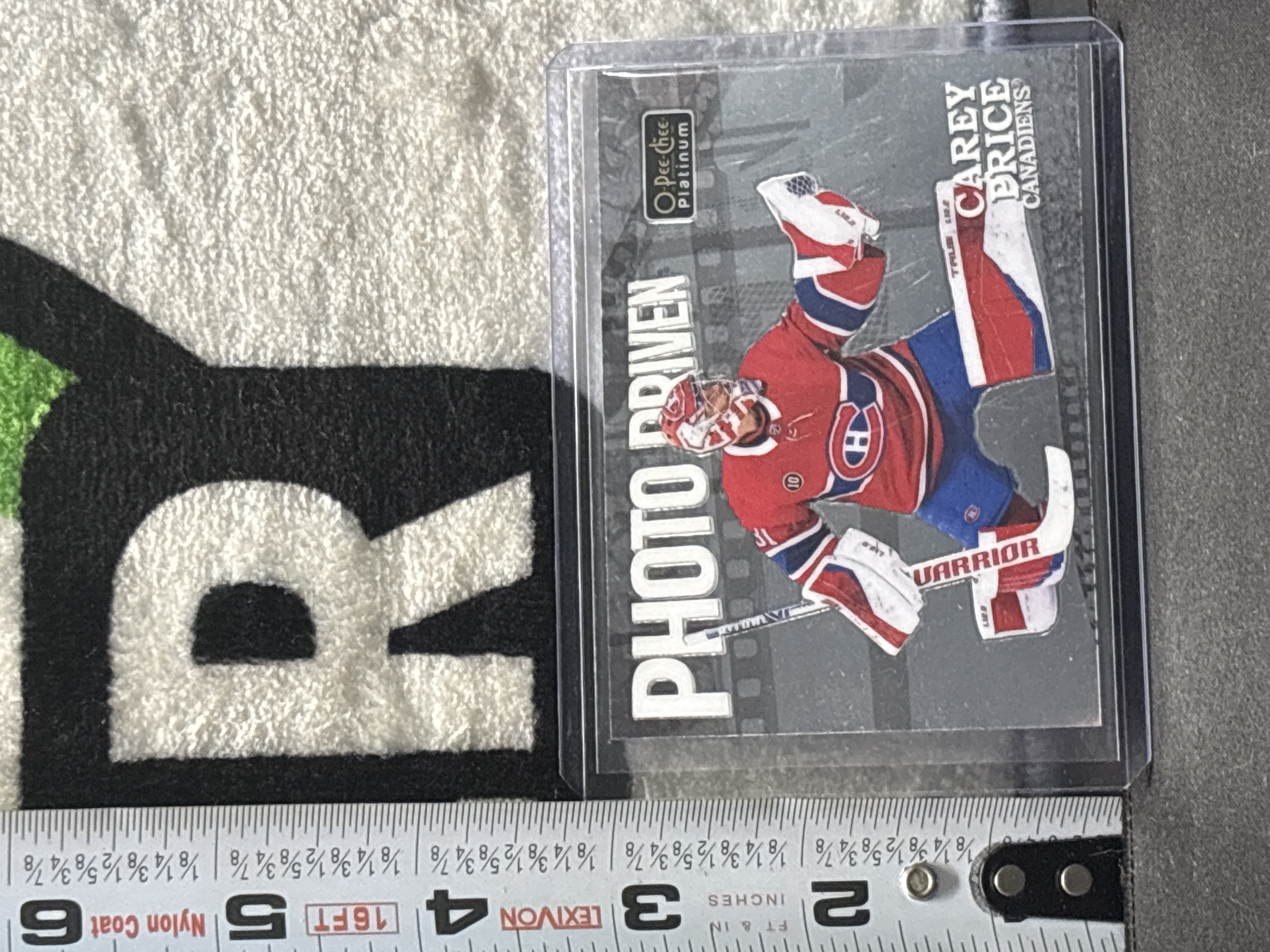 LOT 2026-801 — Carte de hockey O-Pee-Chee Platinum 2022-23, modèle Photo Driven PD-3, mettant… — photo 1