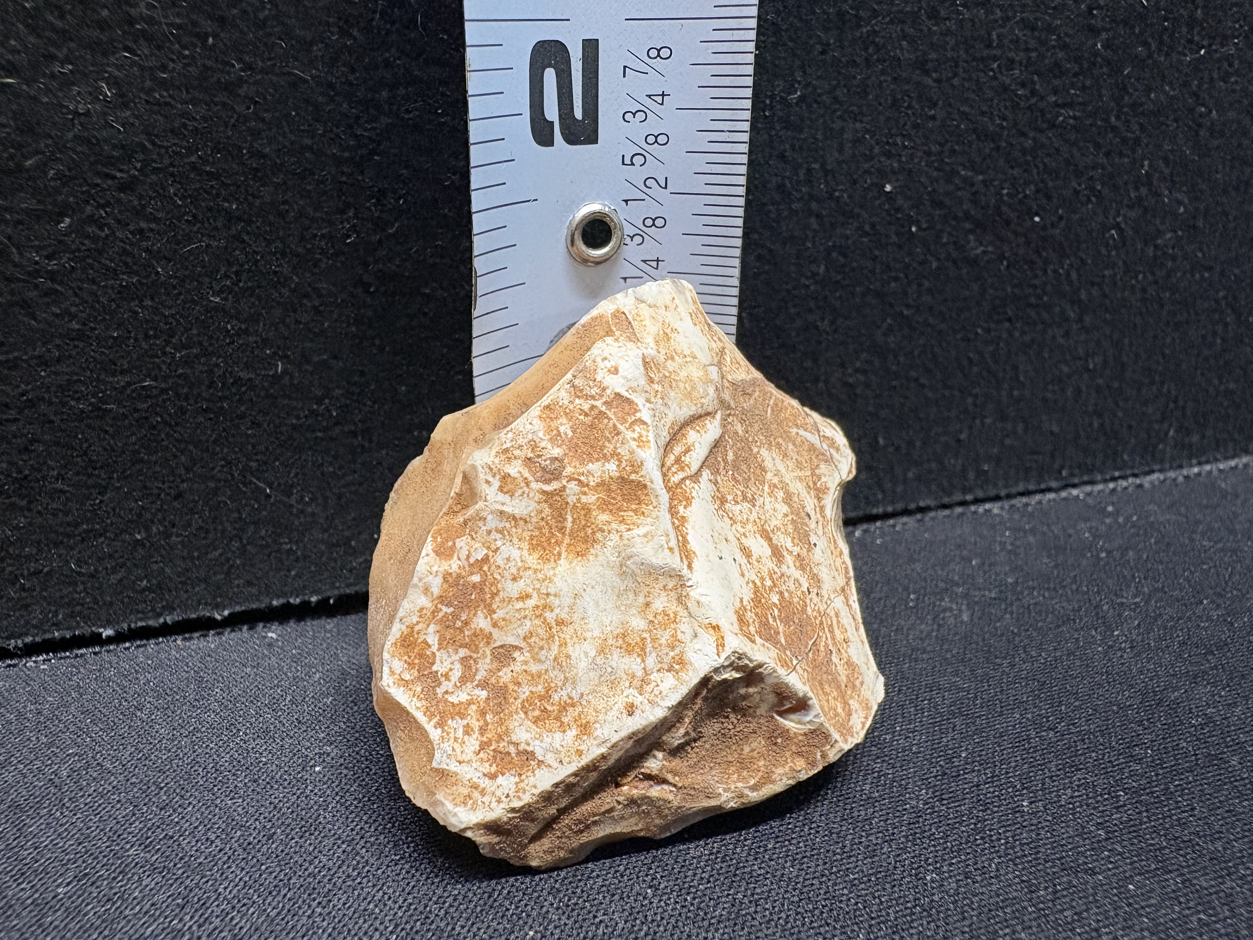 LOT 2026-084 — Pierre brute naturelle – Tons orange, beige et blanc — photo 2