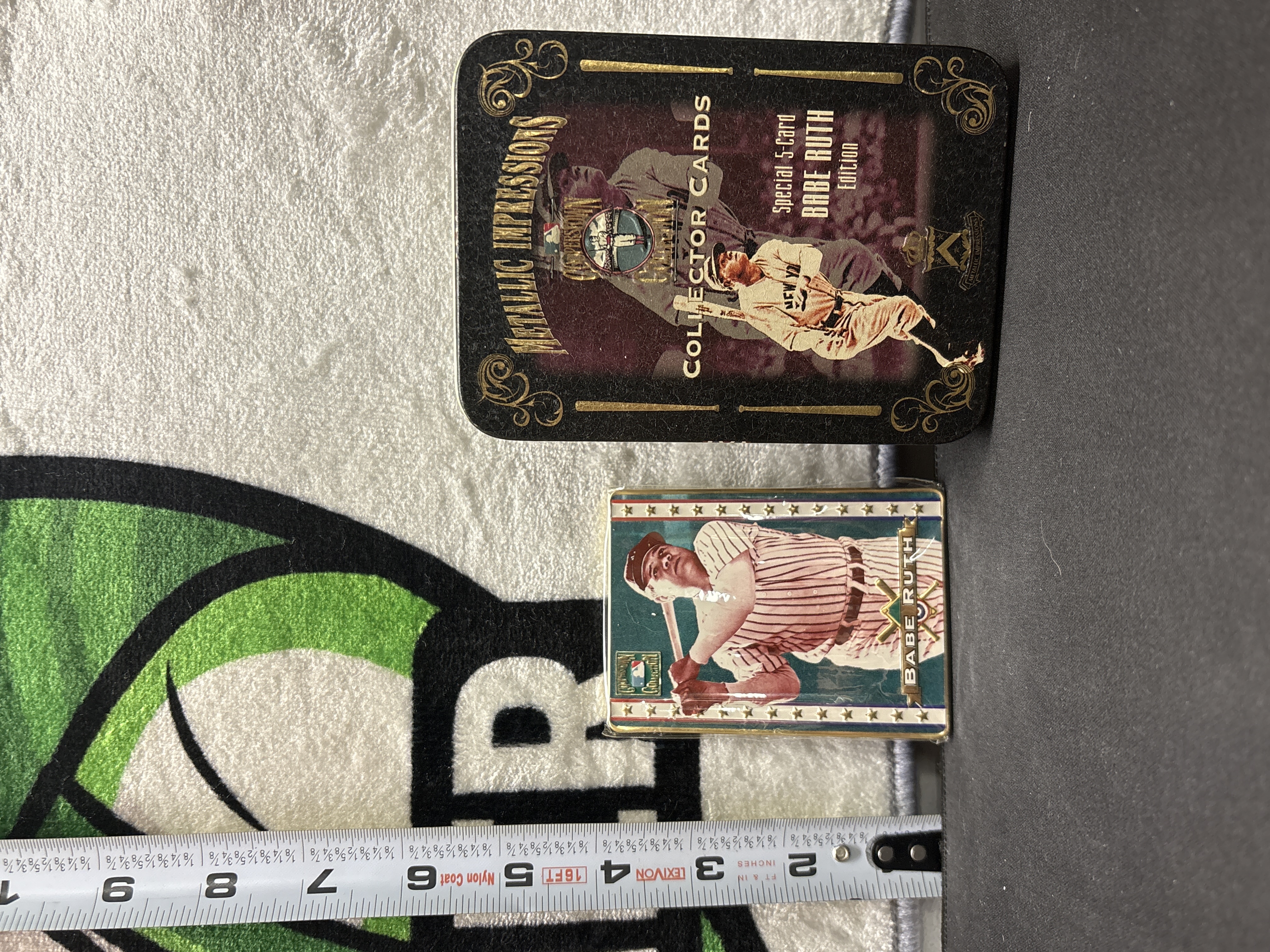 LOT 2026-819 — Ensemble de collection « Metallic Impressions – Collector Cards », édition… — photo 2