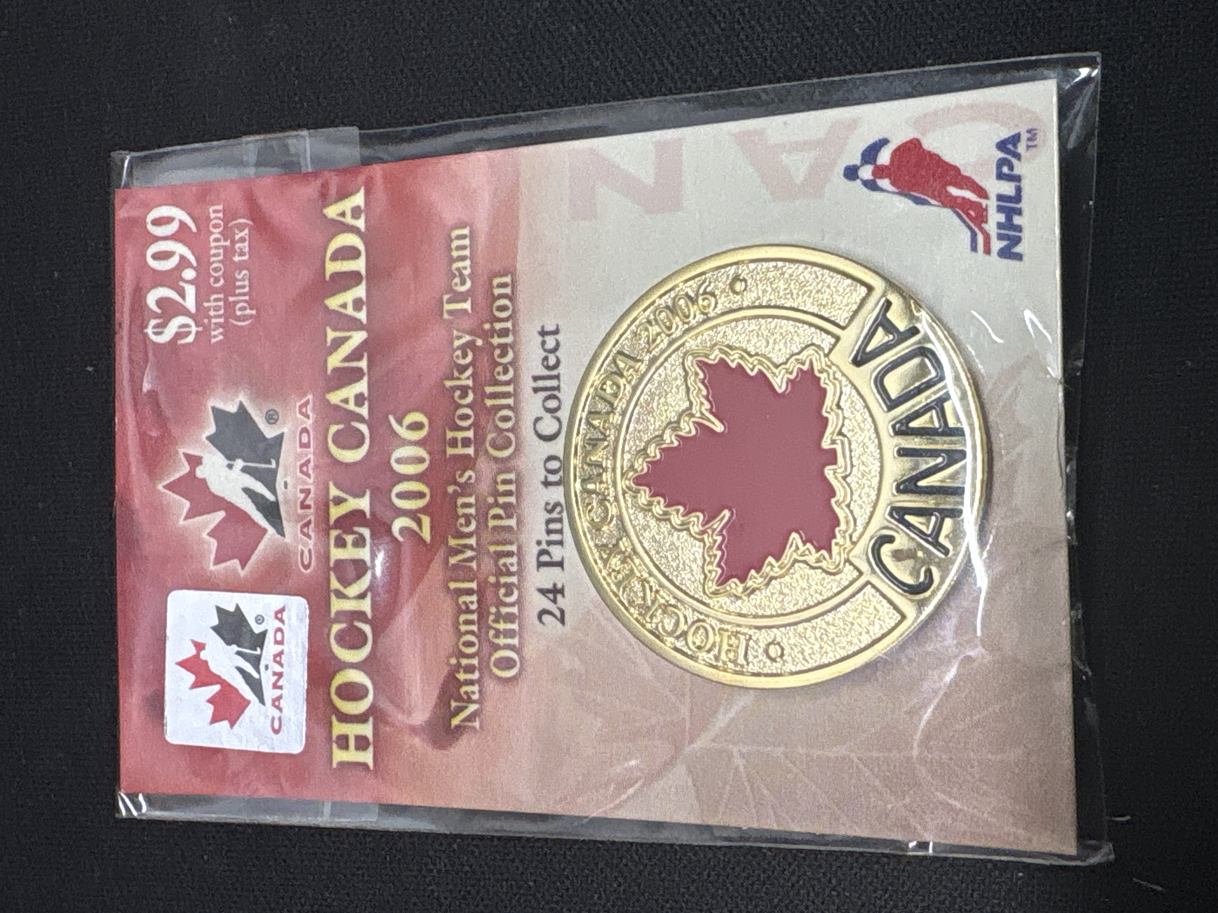 LOT 2026-828 — Ensemble de 5 épinglettes officielles Hockey Canada 2006, issues de la… — photo 2