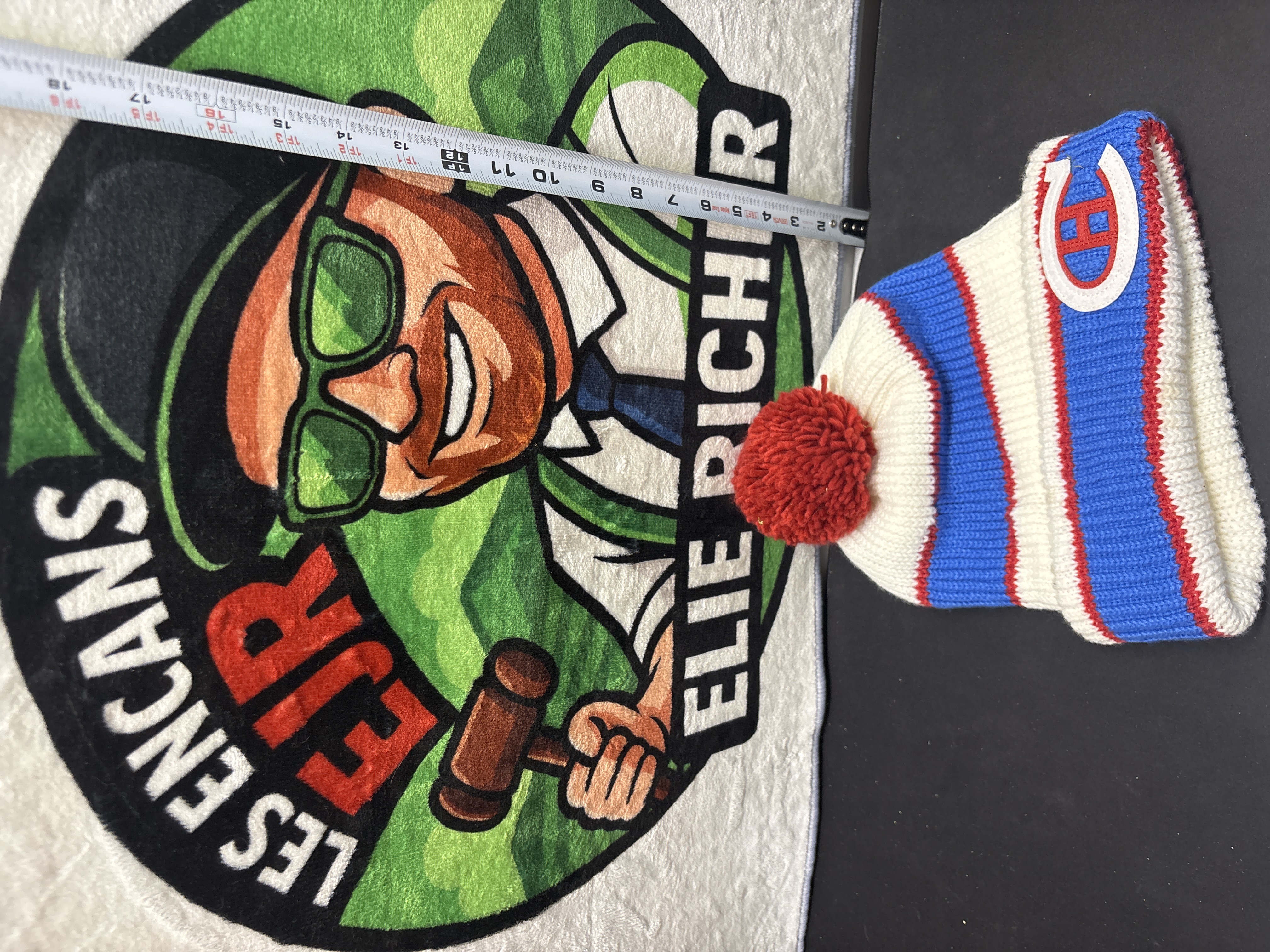 LOT 2026-832 — Tuque tricotée Reebok aux couleurs des Canadiens de Montréal, en bleu, blanc… — photo 2