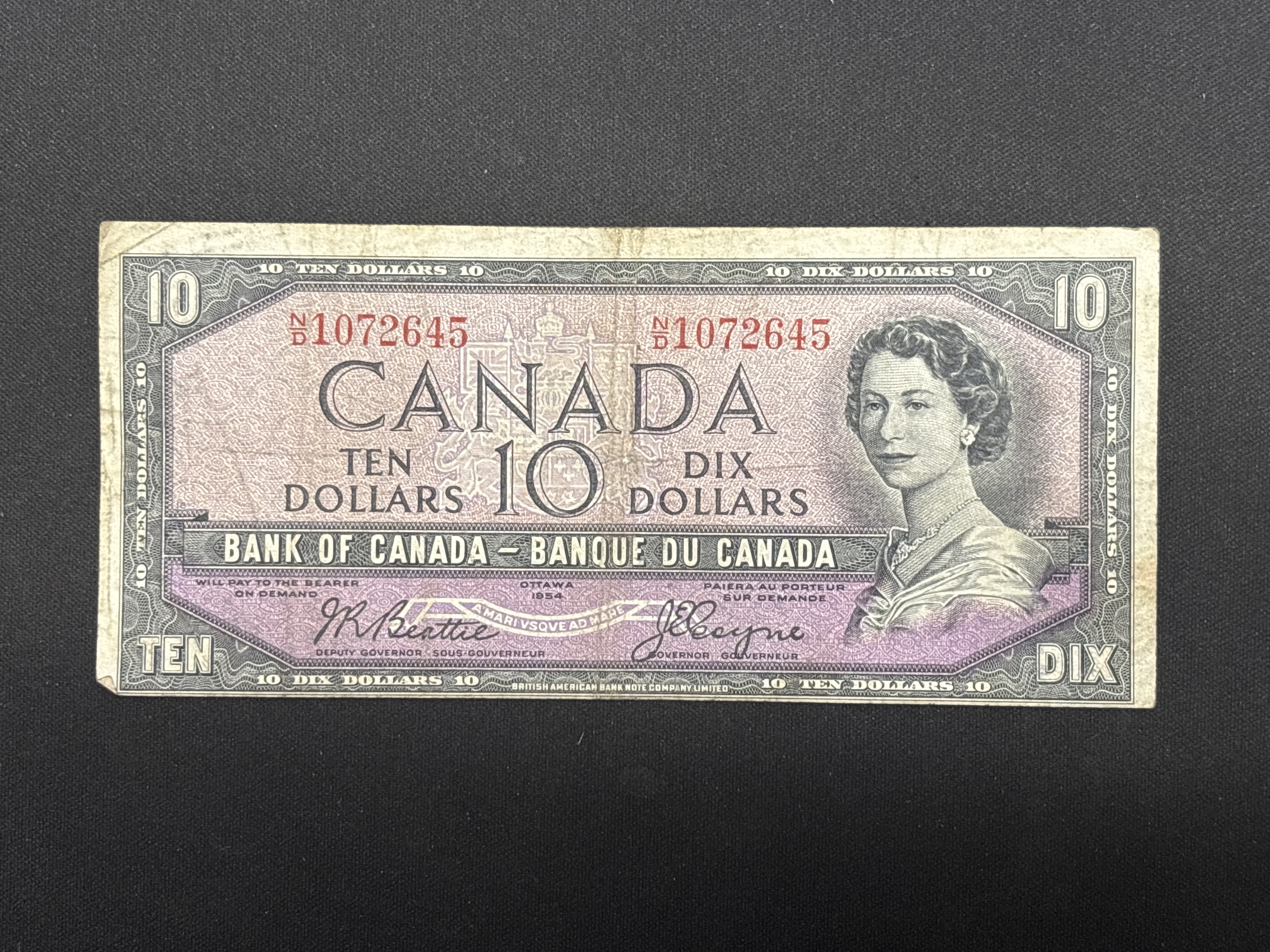 LOT 2026-863 — Billet canadien de 10 dollars de la Banque du Canada, série 1954, numéro de… — photo 1