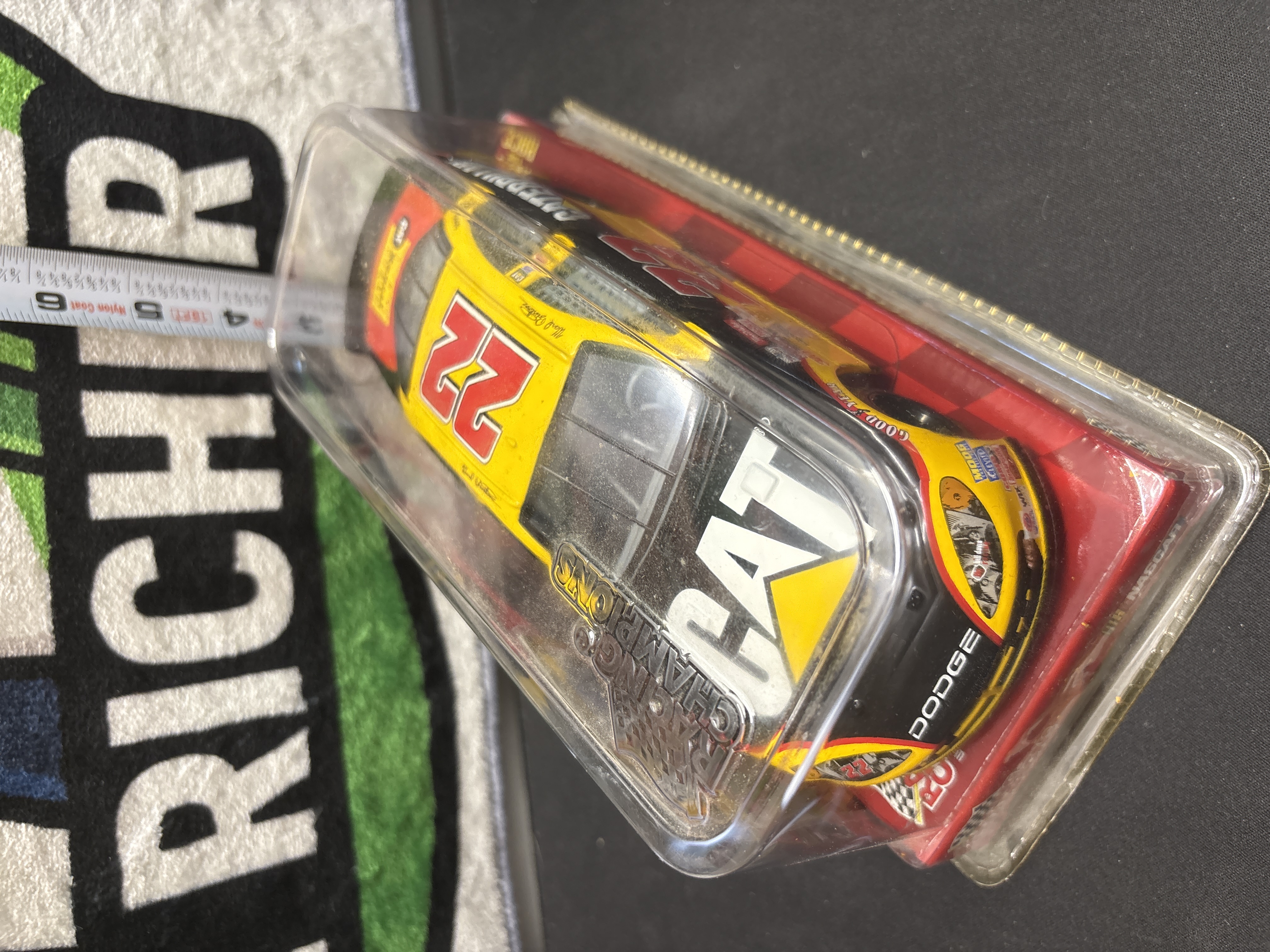 LOT 2026-873 — Réplique NASCAR en métal coulé Racing Champions, série Collector’s Series, à… — photo 4