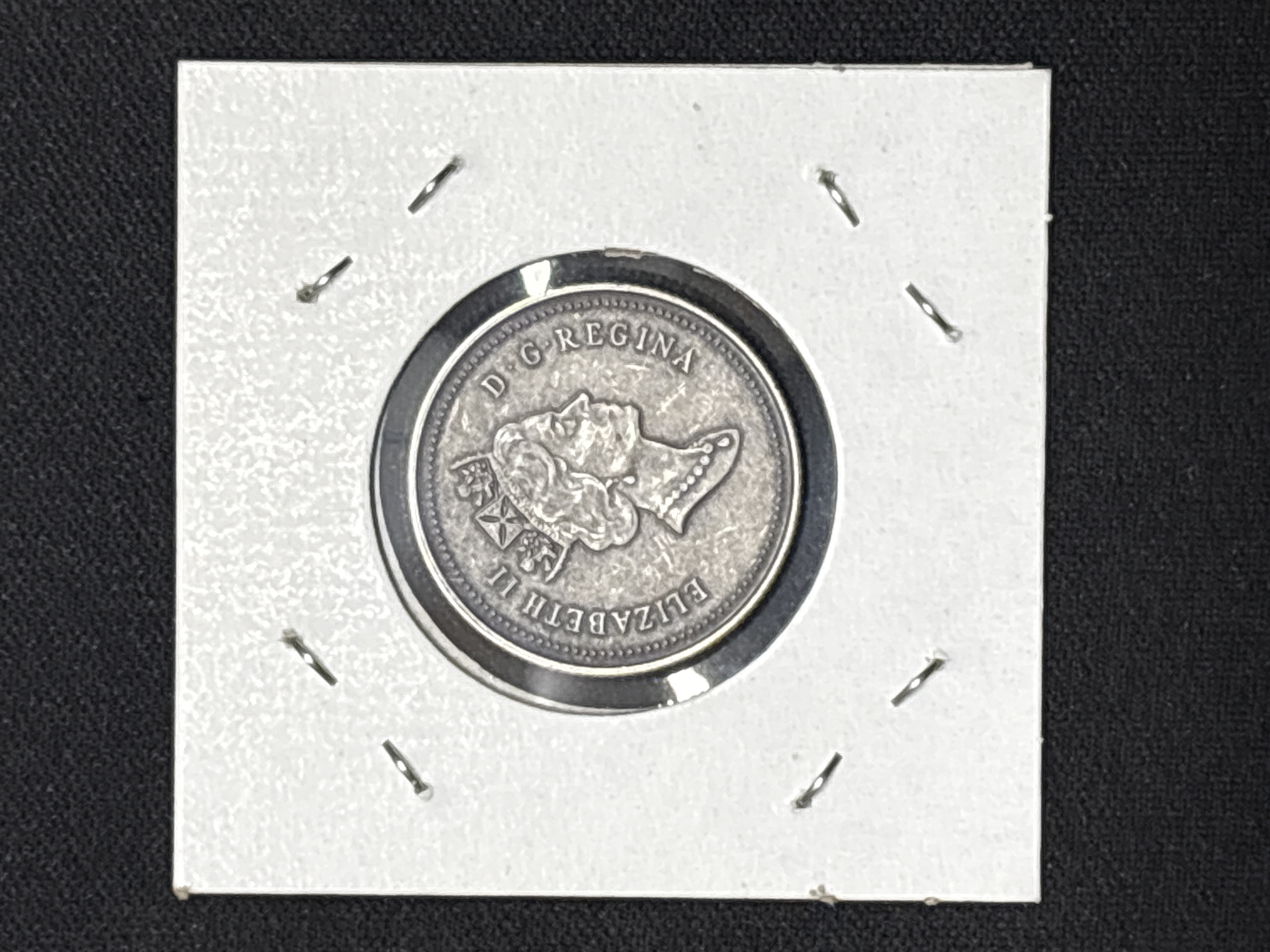 LOT 2026-896 — Pièce de monnaie canadienne en argent de 25 cents, datée 1998, présentée dans… — photo 2