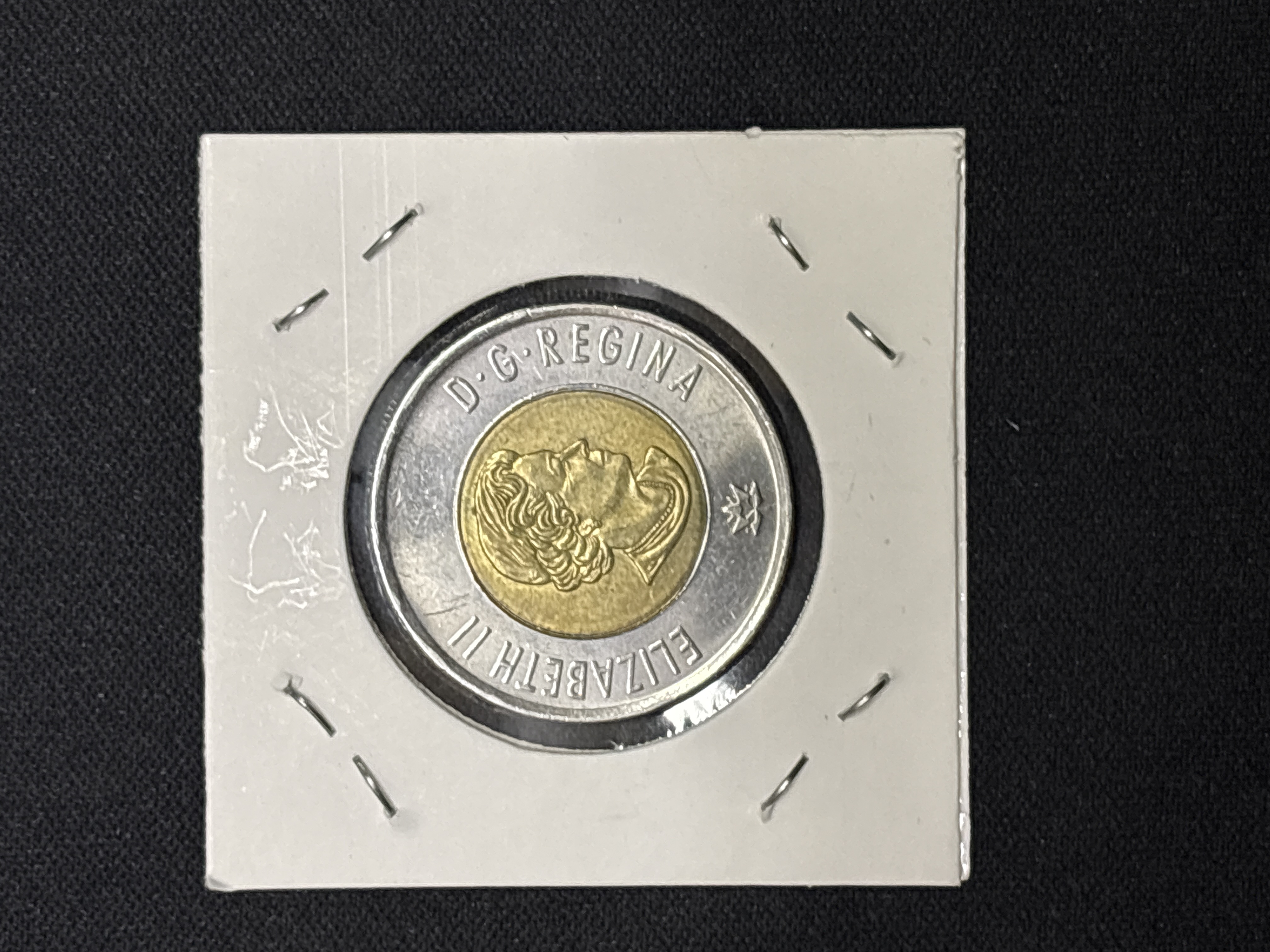 LOT 2026-897 — Pièce de 2 dollars canadienne de 2017, commémorant le 150e anniversaire de la… — photo 2