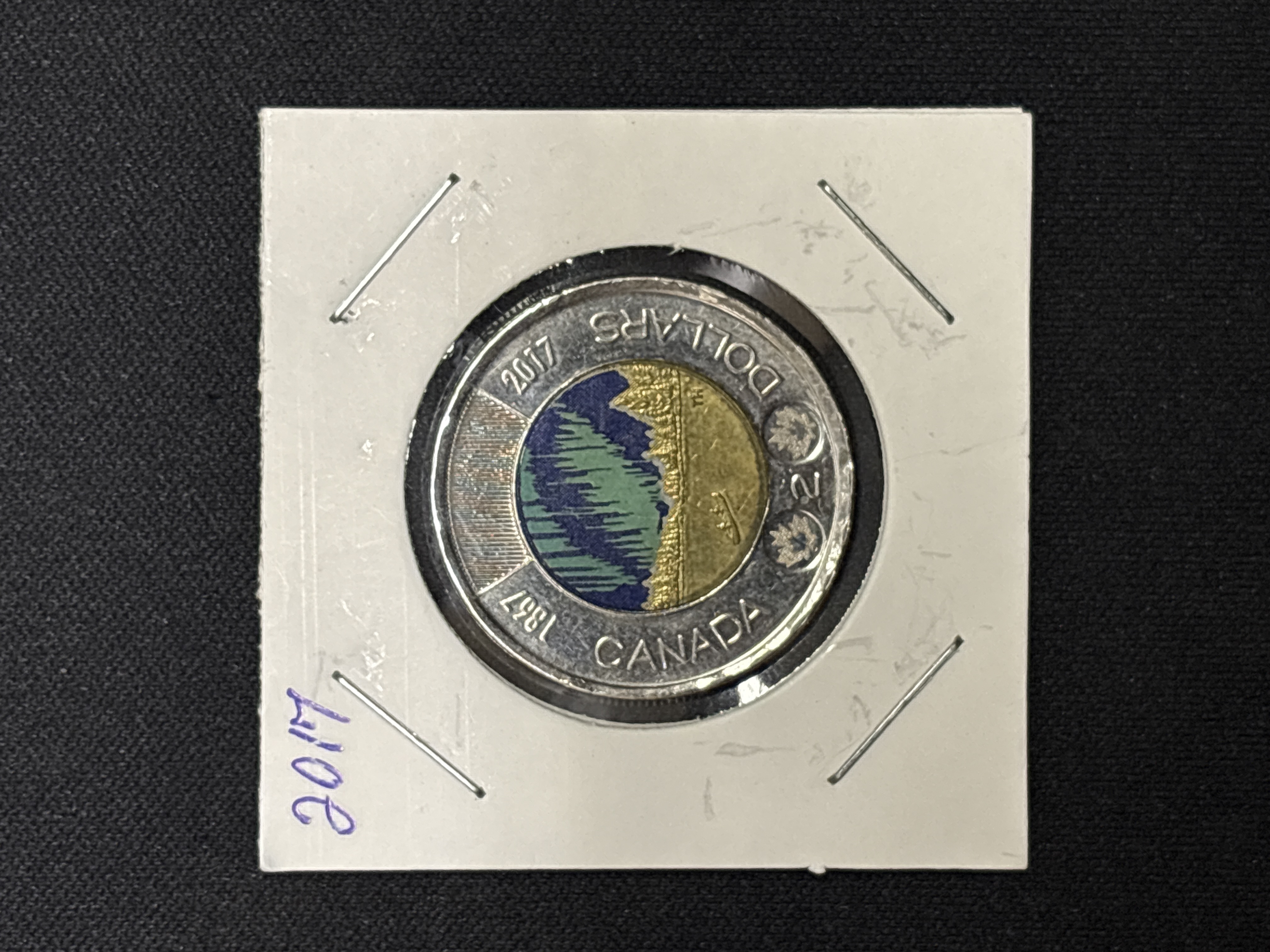 LOT 2026-897 — Pièce de 2 dollars canadienne de 2017, commémorant le 150e anniversaire de la… — photo 1