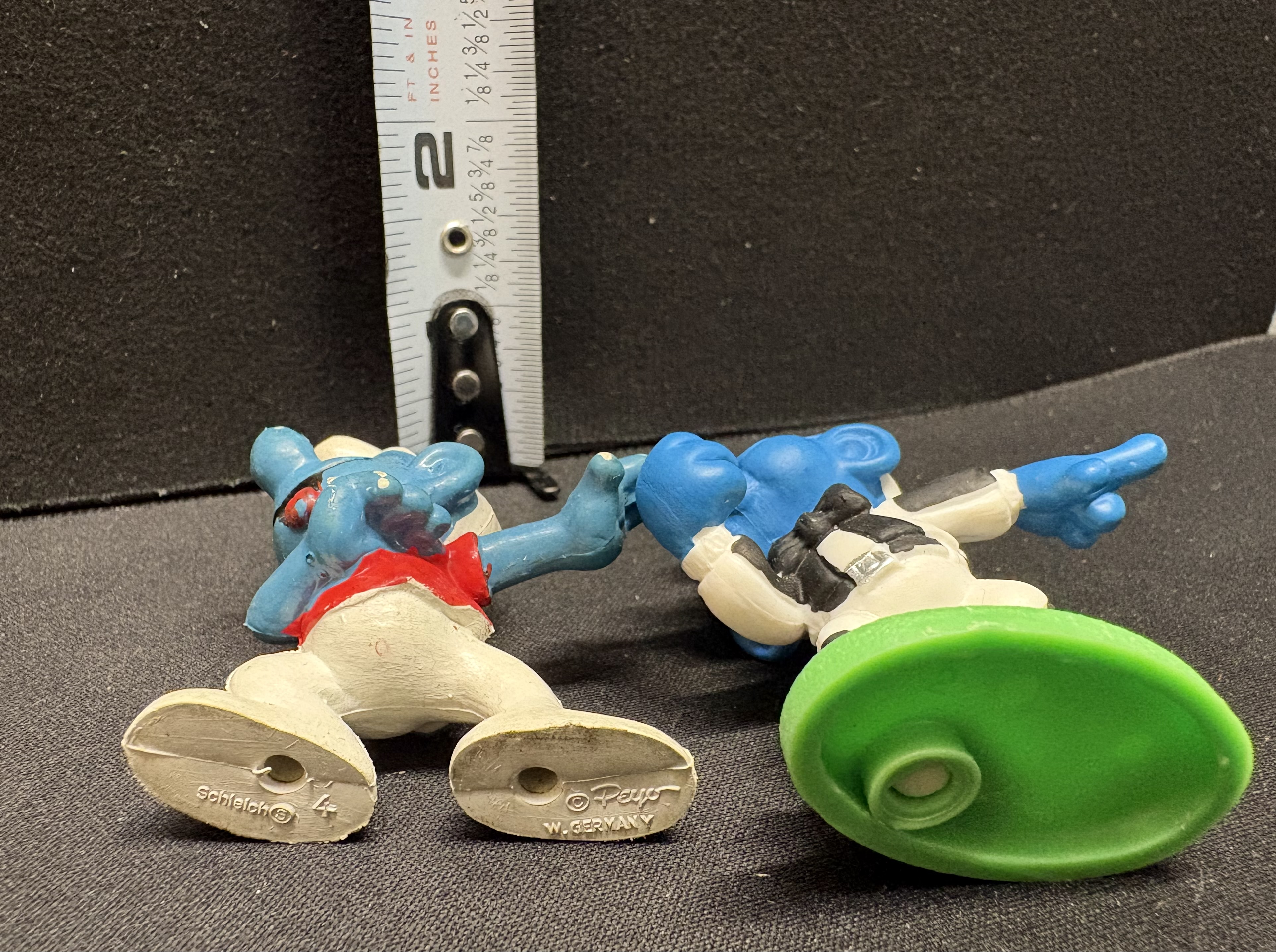LOT 2026-093 — Lot de 2 figurines Les Schtroumpfs – Schleich / Peyo – Vintage — photo 2