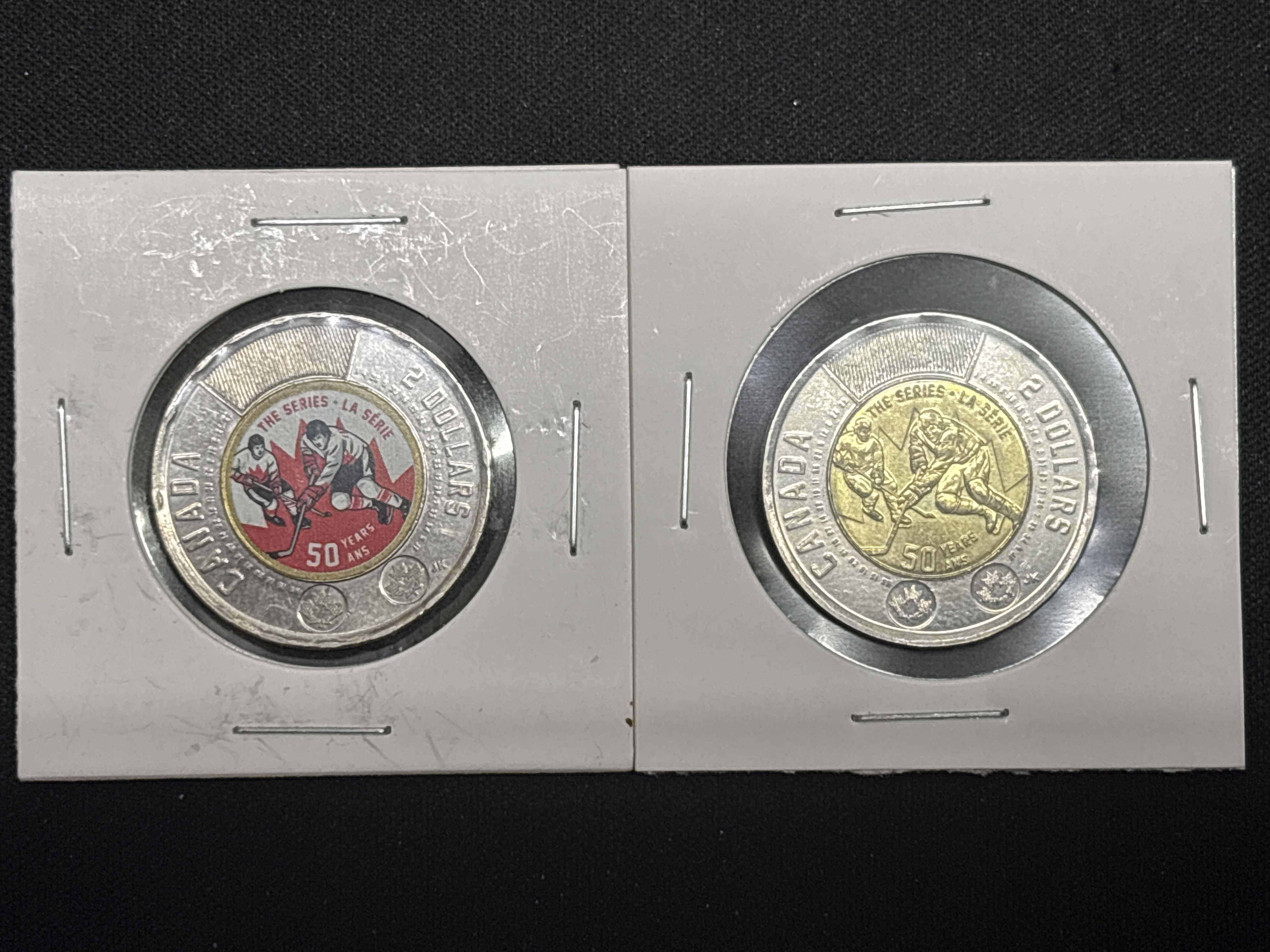 LOT 2026-912 — Ensemble de 2 pièces de 2 dollars canadiennes datées de 2022, de la série… — photo 1