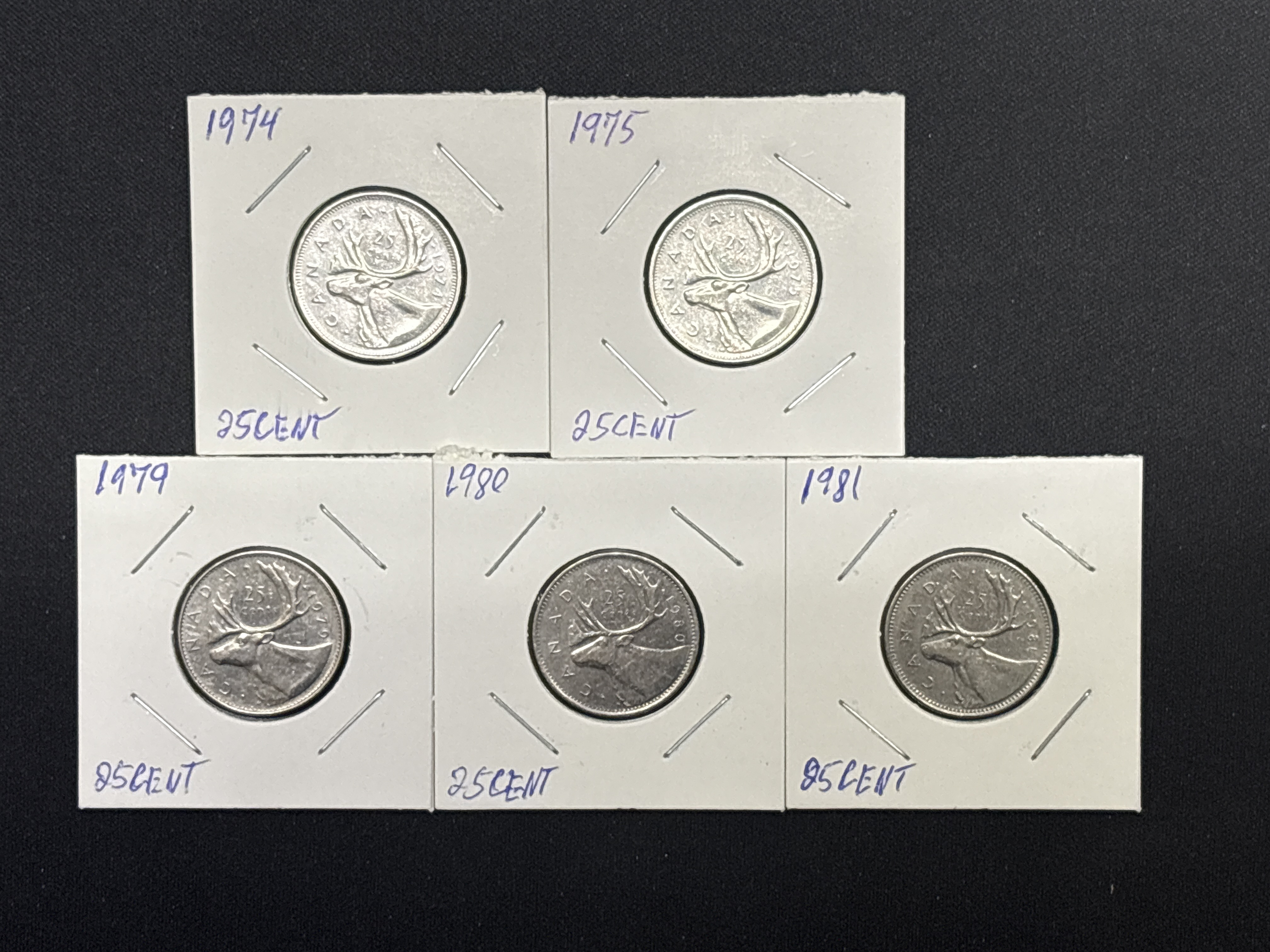 LOT 2026-924 — Ensemble de 5 pièces de 25 cents du Canada, toutes ornées du caribou au revers… — photo 1