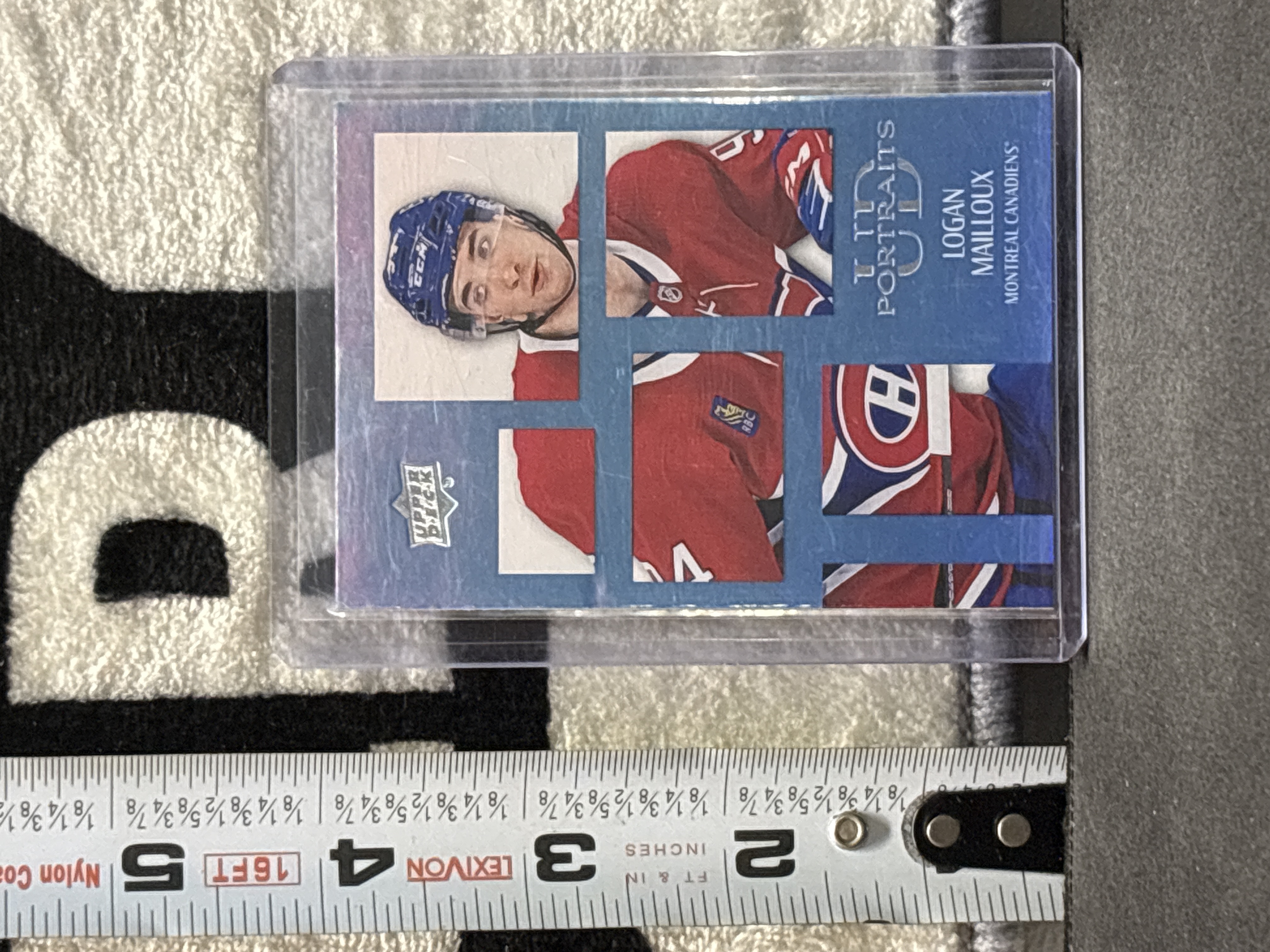LOT 2026-928 — Carte de hockey Upper Deck UD Portraits, modèle P45, mettant en vedette Logan… — photo 1