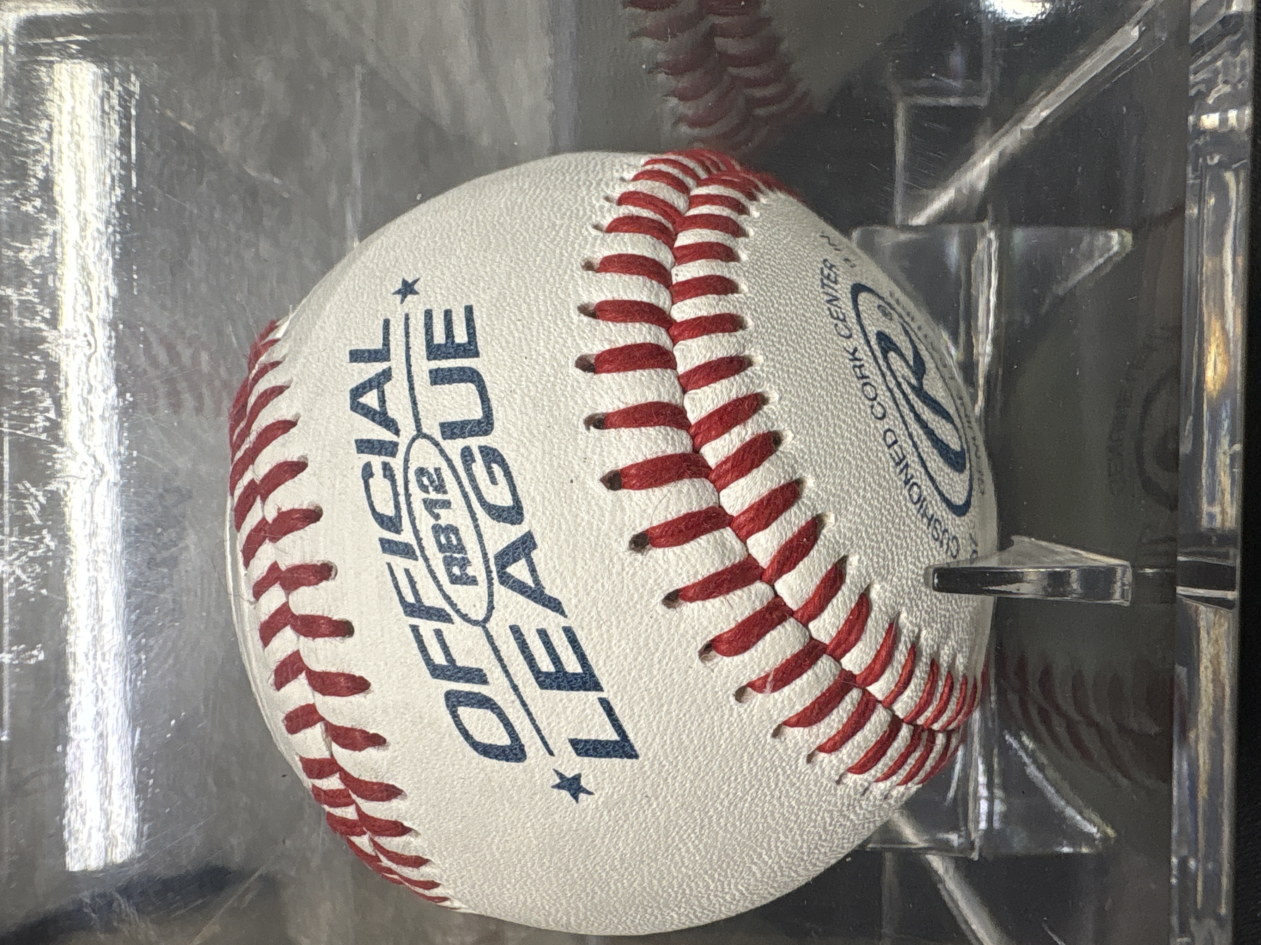 LOT 2026-951 — Balle de baseball Rawlings « Official League », autographiée en bleu par… — photo 3