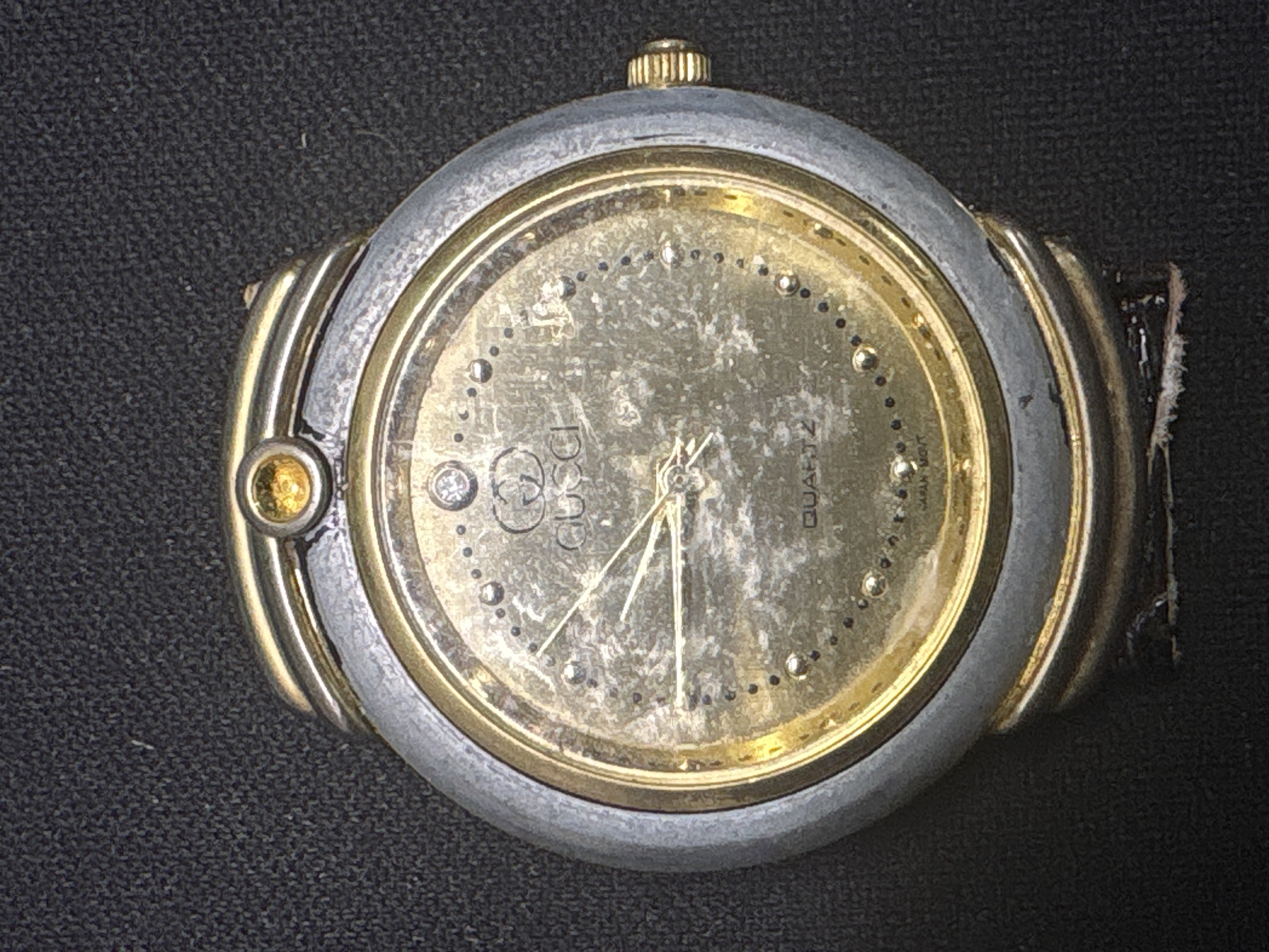 LOT 2026-957 — Lot de 3 montres-bracelets vintage de marques et styles variés, comprenant : — photo 3