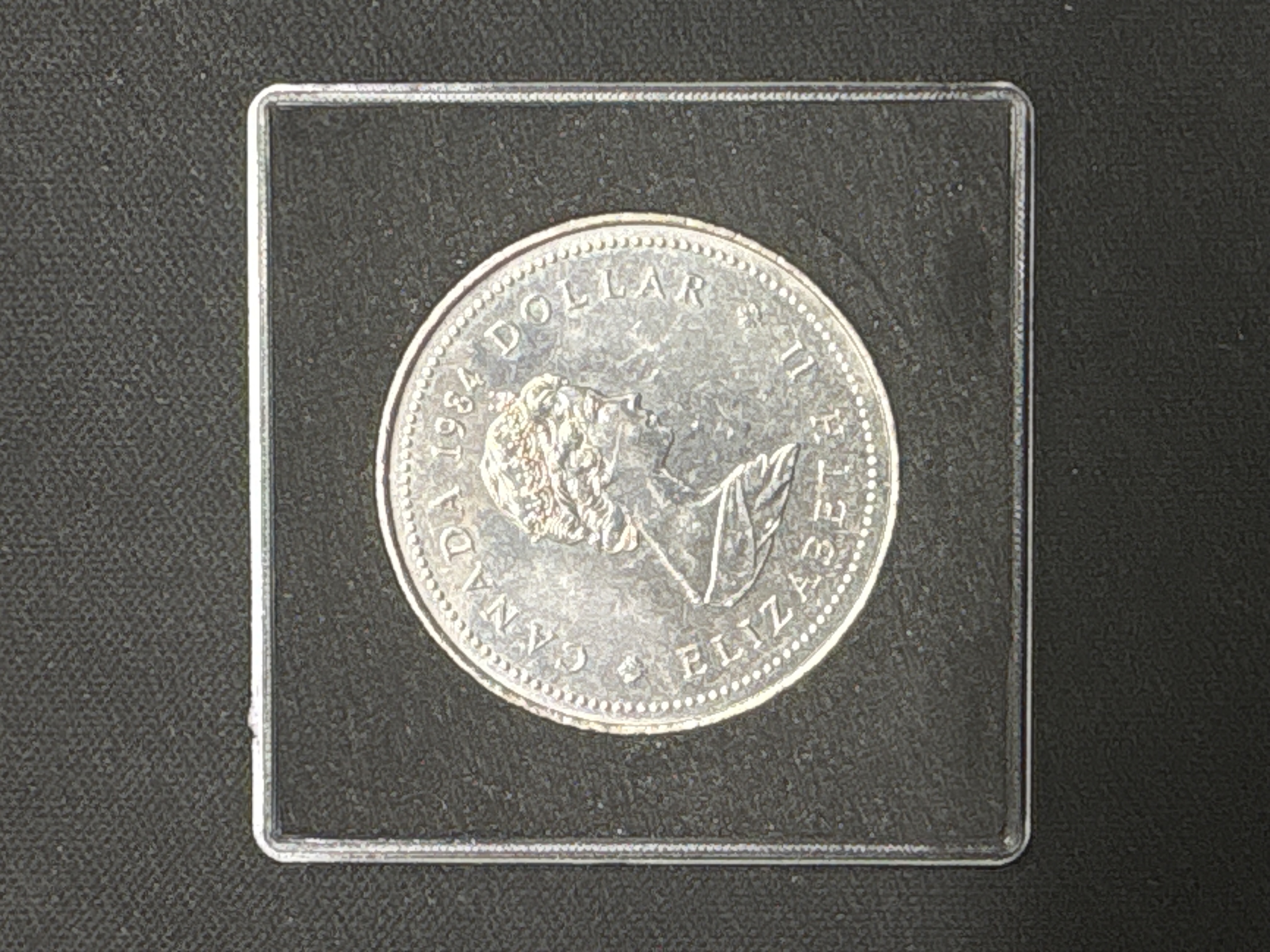 LOT 2026-961 — Dollar canadien de 1984, avec le portrait du roi George V à l’avers et le… — photo 2